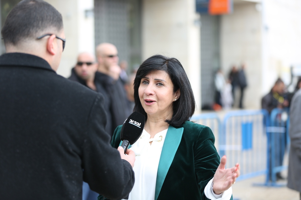 رئيسة بلدية بيت لحم تشارك في إستقبال غبطة المدبر الرسولي في مدينة بيت لحم 