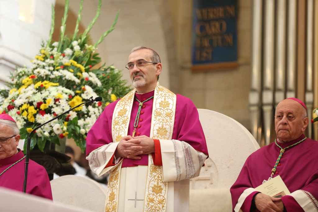 رئيسة بلدية بيت لحم تشارك في إستقبال غبطة المدبر الرسولي في مدينة بيت لحم 