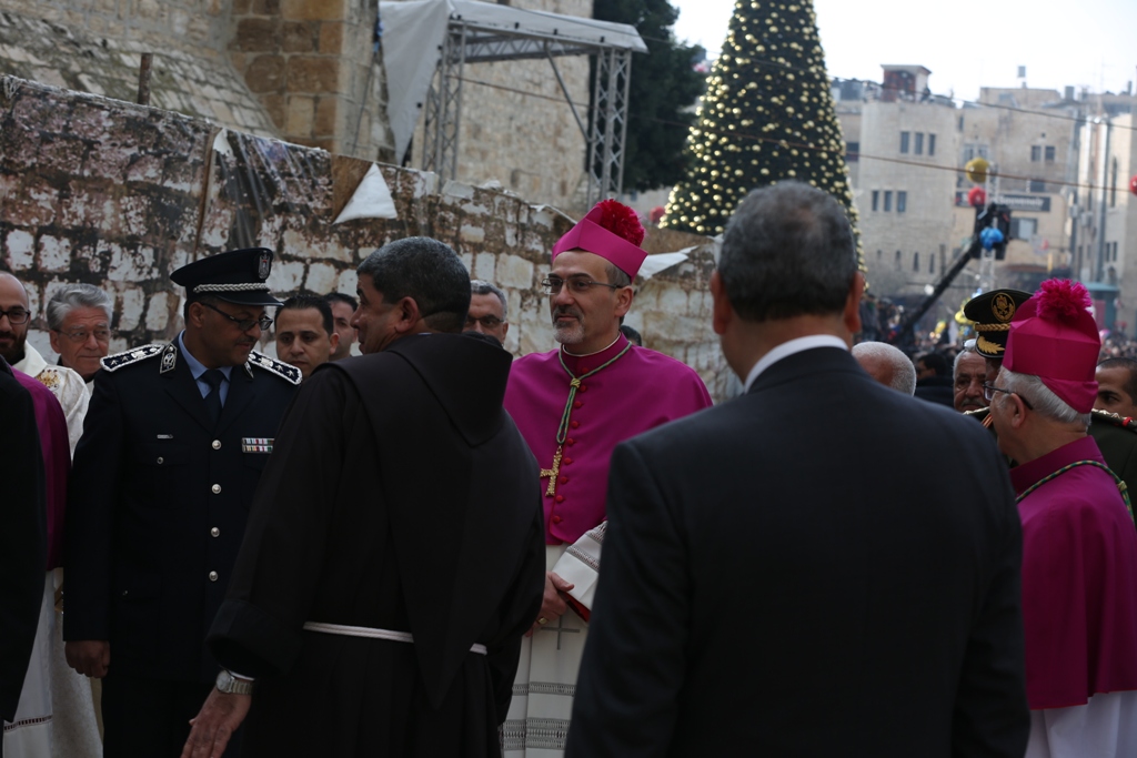 رئيسة بلدية بيت لحم تشارك في إستقبال غبطة المدبر الرسولي في مدينة بيت لحم 