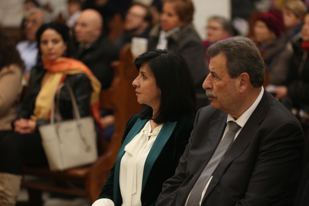 رئيسة بلدية بيت لحم تشارك في إستقبال غبطة المدبر الرسولي في مدينة بيت لحم 