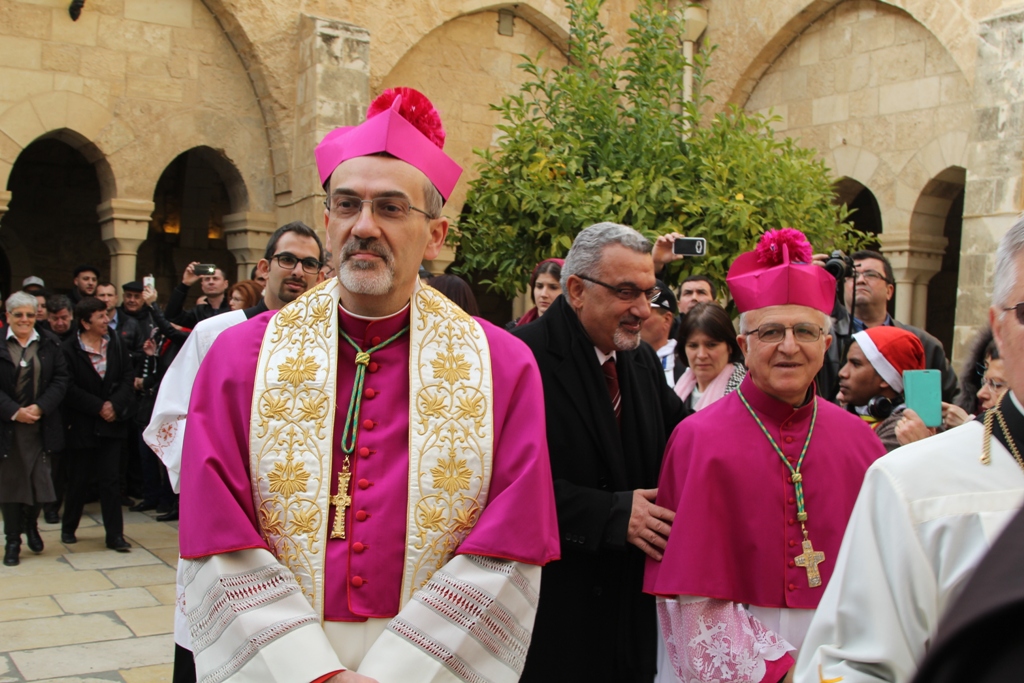 رئيسة بلدية بيت لحم تشارك في إستقبال غبطة المدبر الرسولي في مدينة بيت لحم 