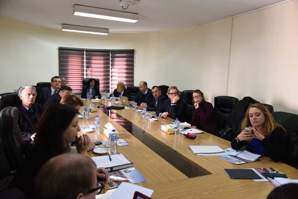 رئيسة بلدية بيت لحم تستقبل وفداً من لجنة العلاقات الخارجية في البرلمان الأوروبي  وتستعرض تحديات مدينة بيت لحم