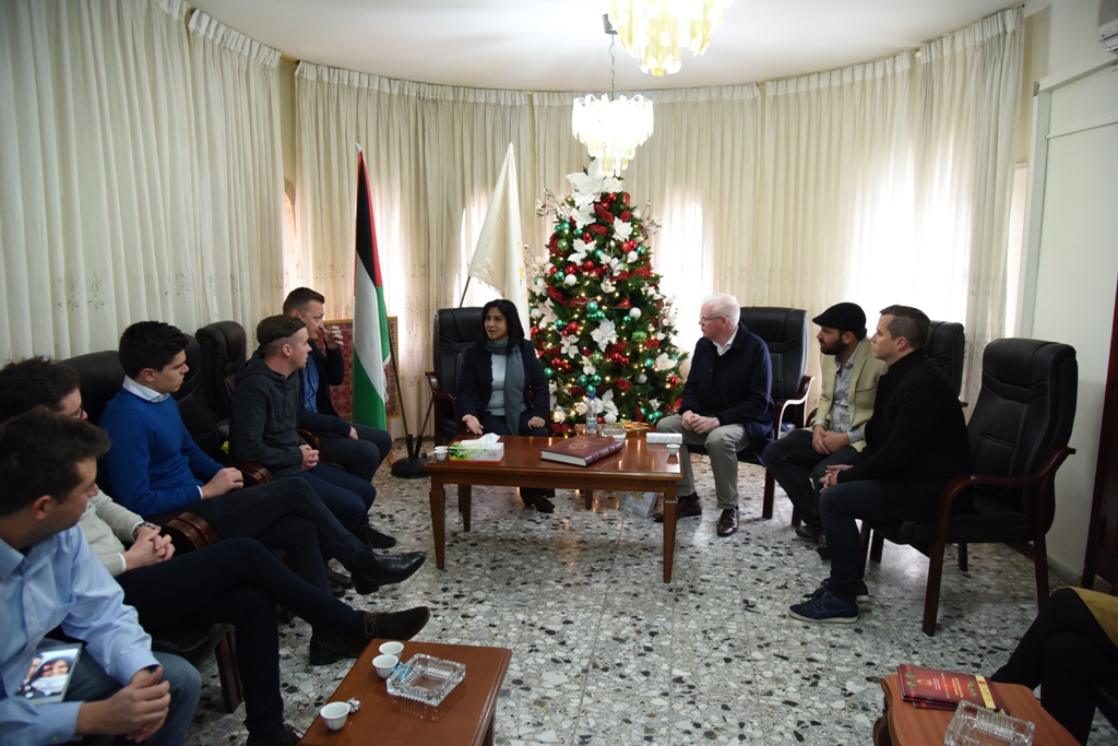 رئيسة بلدية بيت لحم تستقبل وفدا أستراليا رفيع المستوى