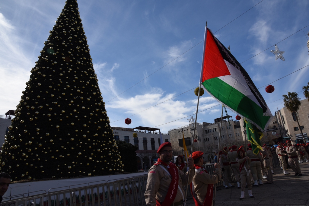رئيسة وأعضاء مجلس بلدية بيت لحم يشاركون في إستقبال حارس الأراضي المقدسة بمناسبة عيد الغطاس
