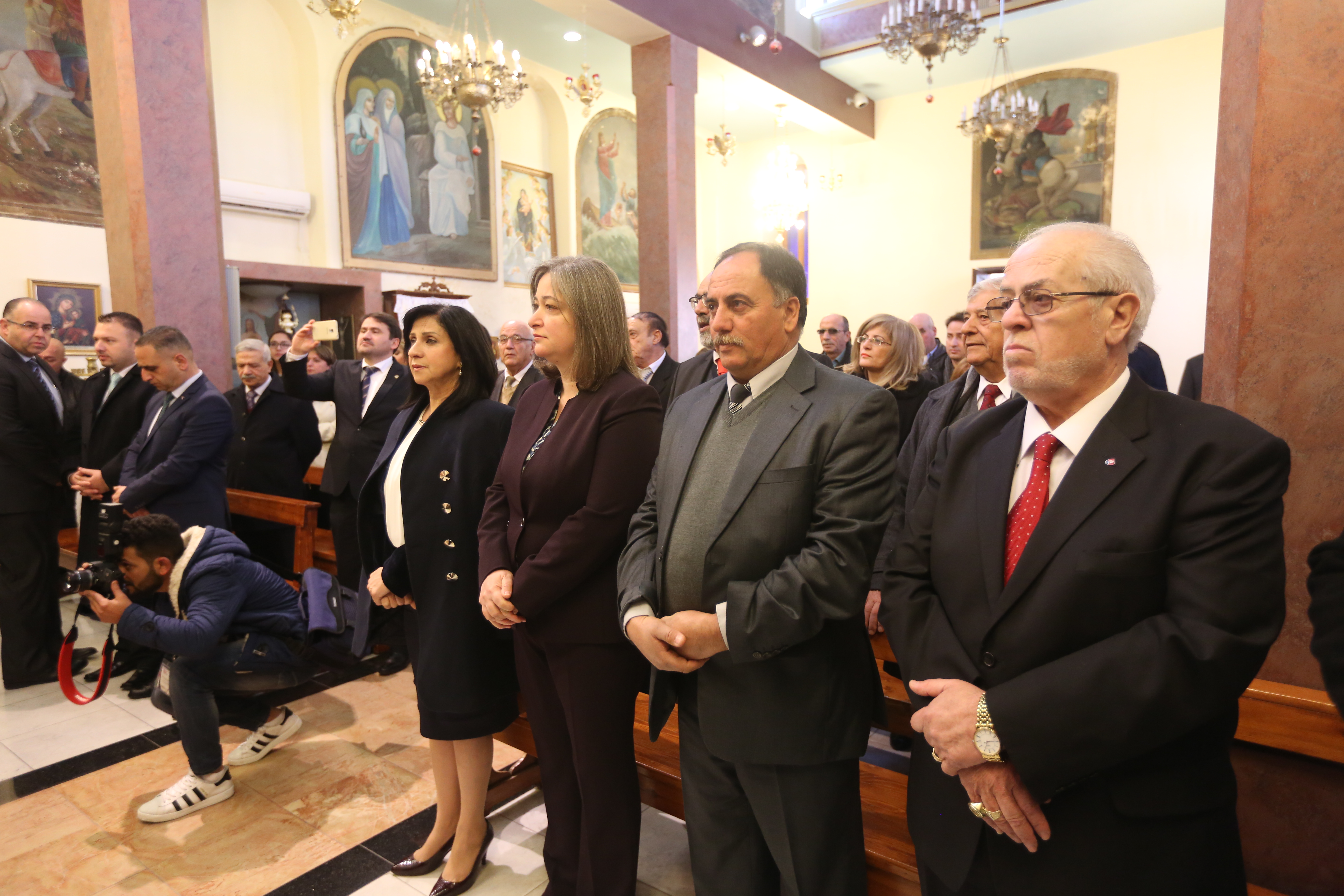  رئيسة وأعضاء مجلس بلدية بيت لحم يشاركون في إحتفالات أعياد الميلاد المجيدة حسب التقويم الشرقي ويستقبلون غبطة بطريرك الروم الارثوذكس ونيافة مطارنة السريان والأقباط والأحباش 