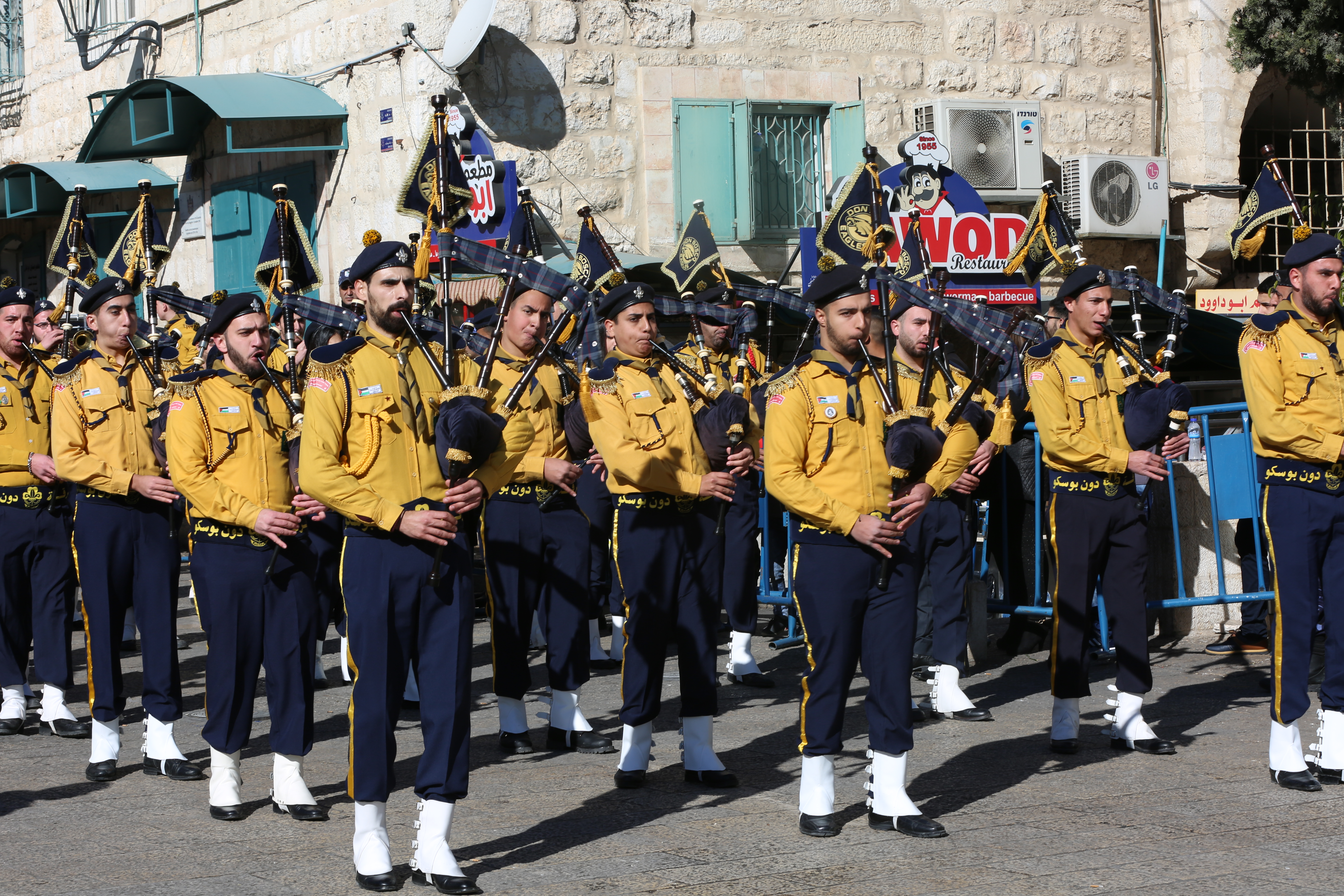  رئيسة وأعضاء مجلس بلدية بيت لحم يشاركون في إحتفالات أعياد الميلاد المجيدة حسب التقويم الشرقي ويستقبلون غبطة بطريرك الروم الارثوذكس ونيافة مطارنة السريان والأقباط والأحباش 