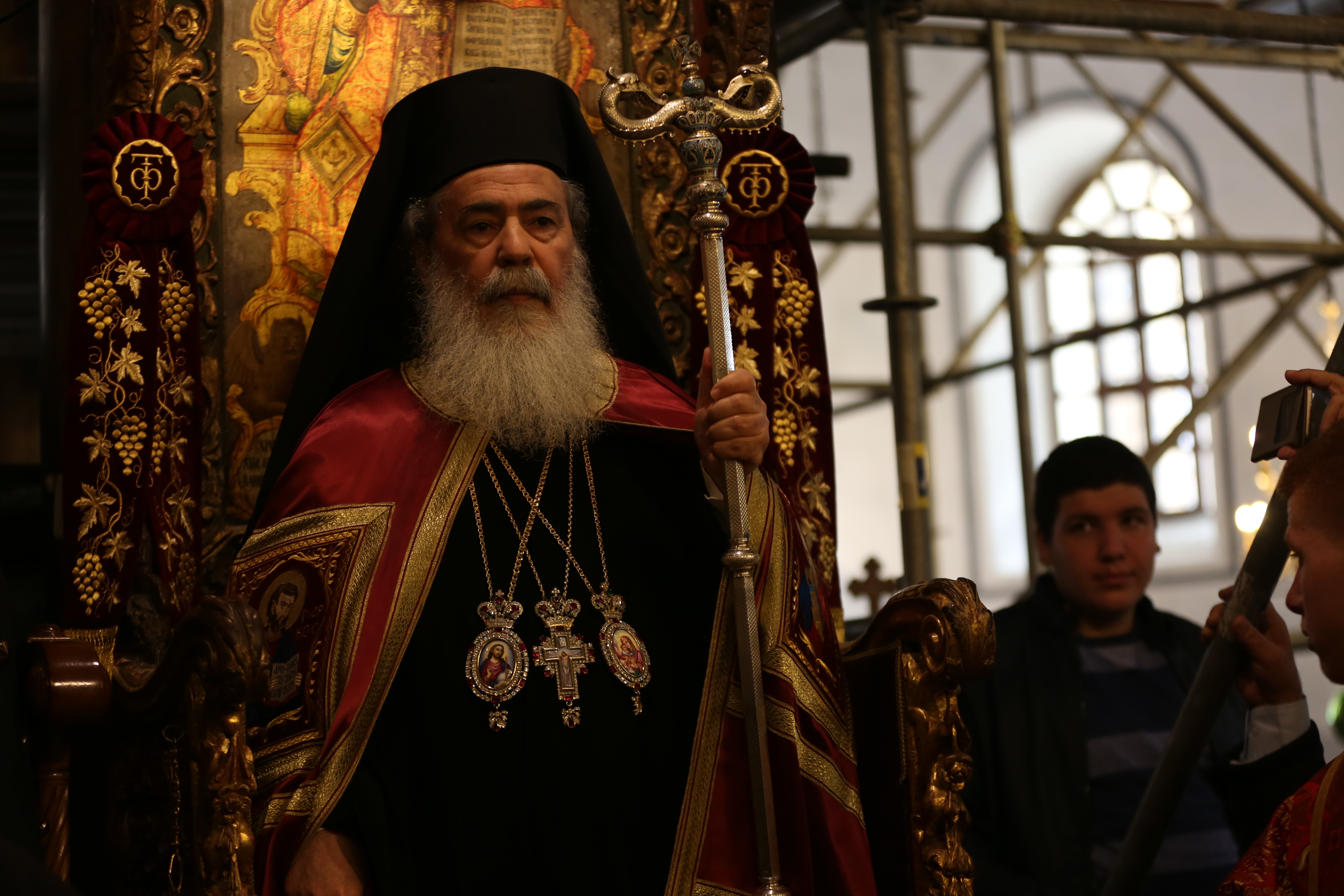  رئيسة وأعضاء مجلس بلدية بيت لحم يشاركون في إحتفالات أعياد الميلاد المجيدة حسب التقويم الشرقي ويستقبلون غبطة بطريرك الروم الارثوذكس ونيافة مطارنة السريان والأقباط والأحباش 