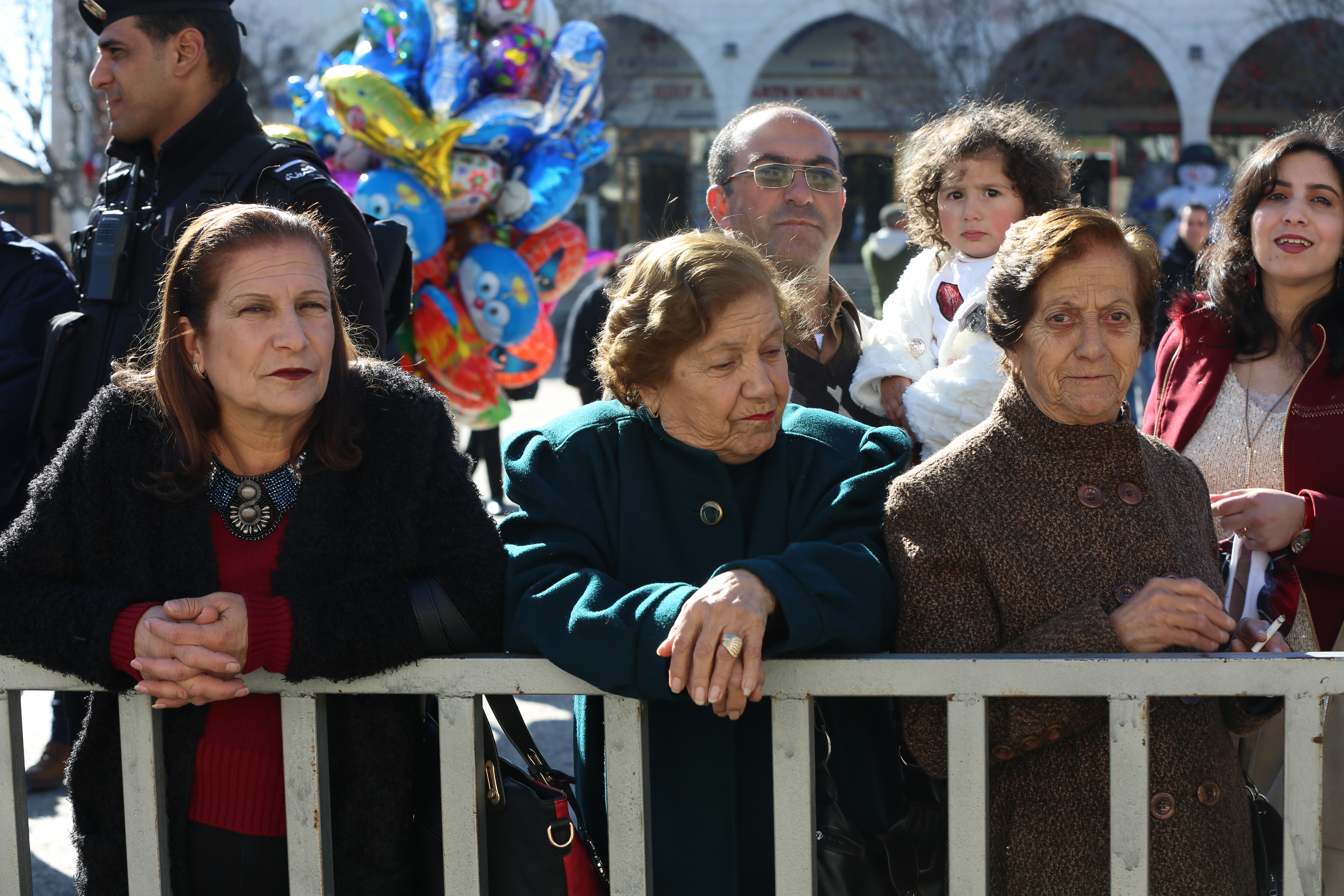  رئيسة وأعضاء مجلس بلدية بيت لحم يشاركون في إحتفالات أعياد الميلاد المجيدة حسب التقويم الشرقي ويستقبلون غبطة بطريرك الروم الارثوذكس ونيافة مطارنة السريان والأقباط والأحباش 