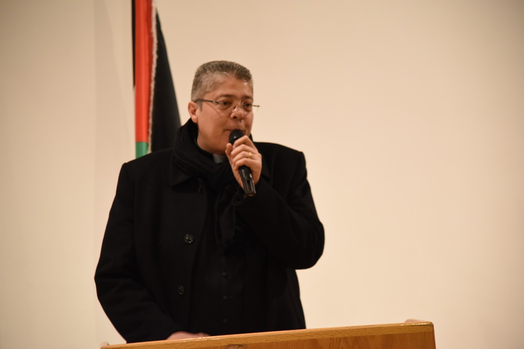 بيت عزاء للمطران المناضل هيلاريون كابوتشي في مركز السلام بيت لحم