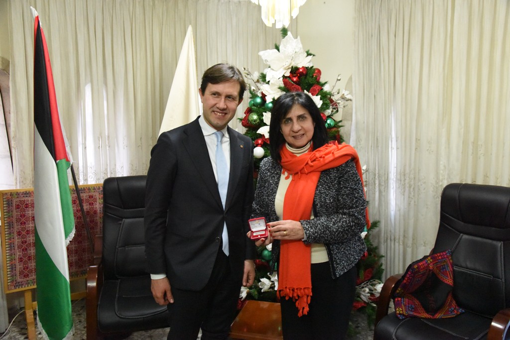 رئيسة بلدية بيت لحم تستقبل ممثلة النرويج في فلسطين ورئيس بلدية فلورنسا ويبحثون سبل تعزيز التعاون المشترك