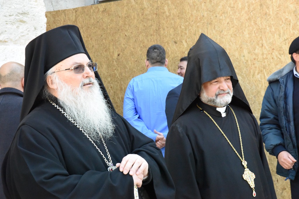 رئيسة بلدية بيت لحم تشارك في استقبال رئيس بولندا اندري دودا وترافقه في جولته 