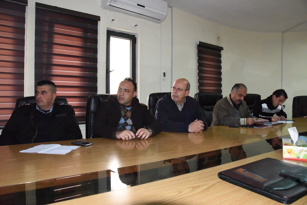 بهدف إيجاد حلول لمشاكل السير في بيت لحم مناقشة التقرير الأولي لمشروع دراسة خطة المواصلات في محافظة بيت لحم