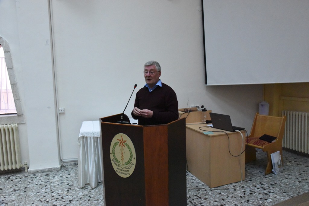 نائب رئيسة بلدية بيت لحم وأعضاء المجلس البلدي يستقبلون وفدا من مانشستر البريطانية 