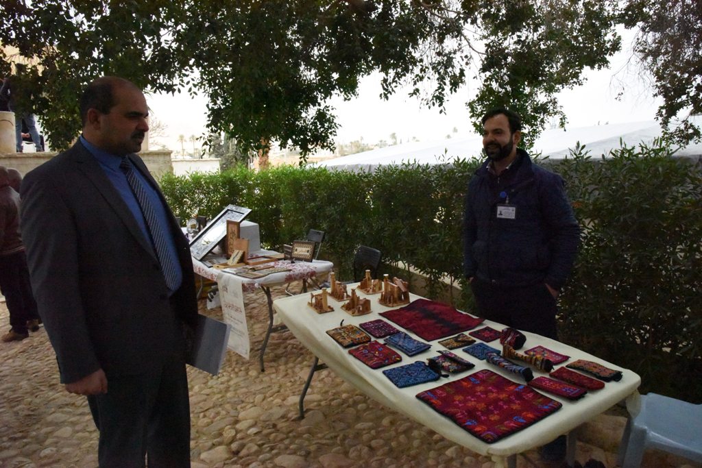  نائب رئيسة بلدية بيت لحم يشارك في الحفل المجتمعي للمستفيدين ضمن برنامج تسهيل الوصول لخدمات البنية التحتية للمناطق ( ج  ) والقدس الشرقية