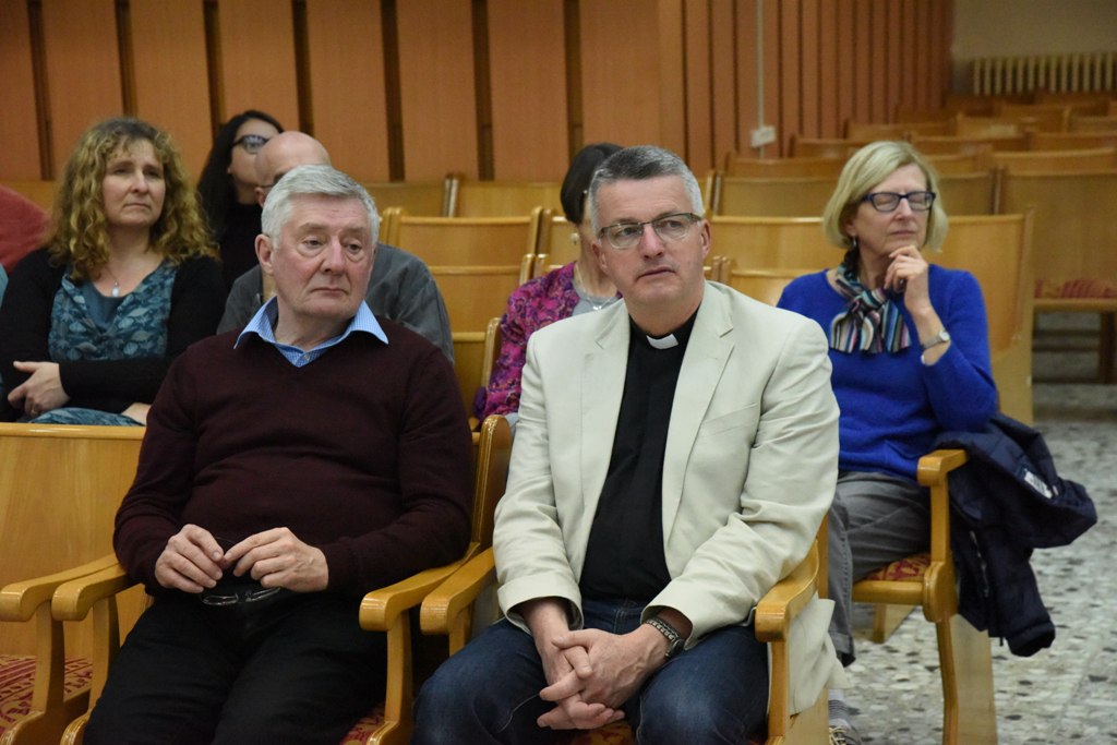 نائب رئيسة بلدية بيت لحم وأعضاء المجلس البلدي يستقبلون وفدا من مانشستر البريطانية 