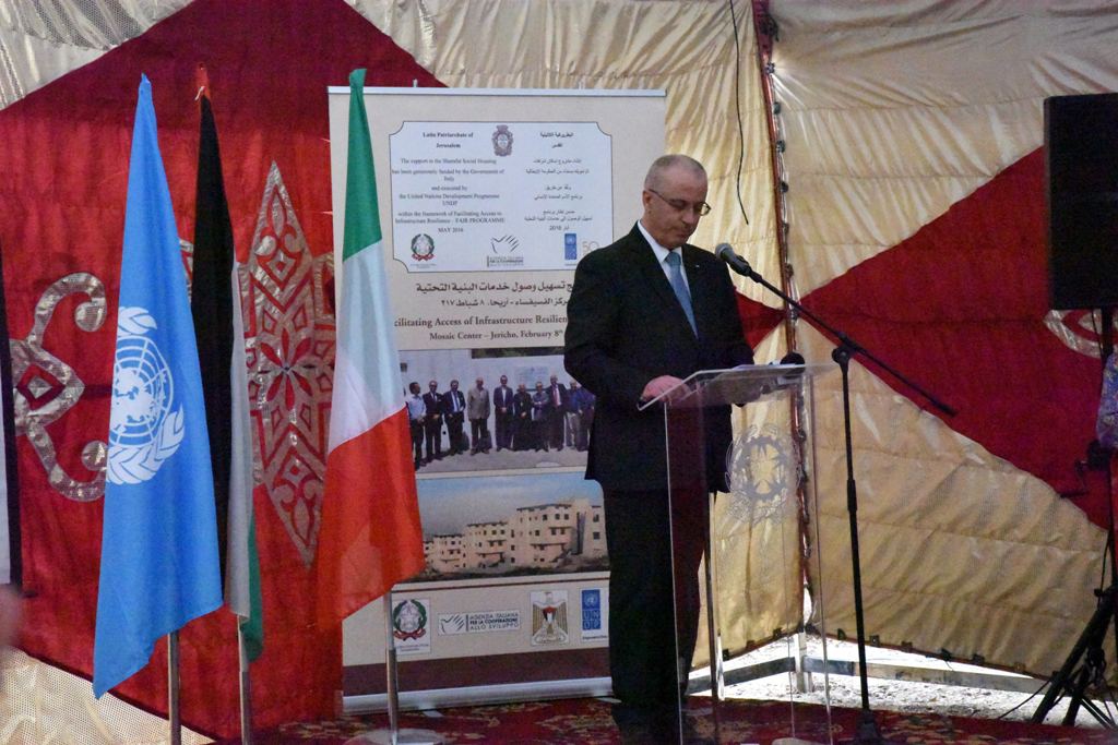  نائب رئيسة بلدية بيت لحم يشارك في الحفل المجتمعي للمستفيدين ضمن برنامج تسهيل الوصول لخدمات البنية التحتية للمناطق ( ج  ) والقدس الشرقية