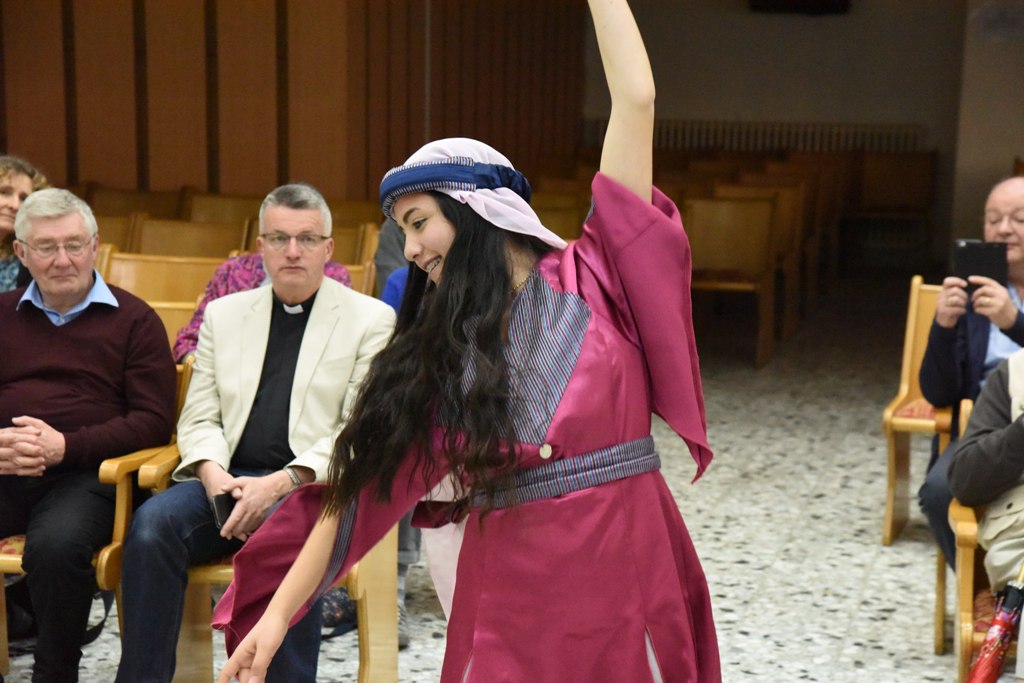 نائب رئيسة بلدية بيت لحم وأعضاء المجلس البلدي يستقبلون وفدا من مانشستر البريطانية 