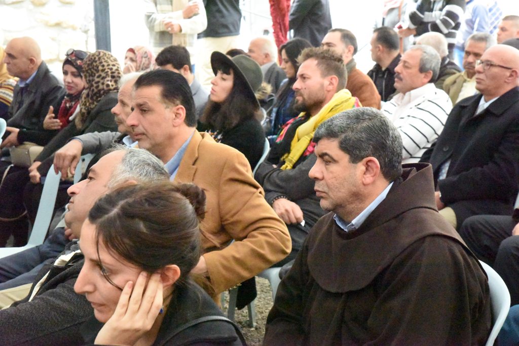  نائب رئيسة بلدية بيت لحم يشارك في الحفل المجتمعي للمستفيدين ضمن برنامج تسهيل الوصول لخدمات البنية التحتية للمناطق ( ج  ) والقدس الشرقية