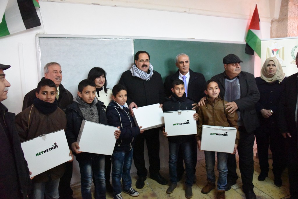 بلدية بيت لحم ومديرية التربية والتعليم تُطلِقان مشروع الرقمنة في مدينة بيت لحم