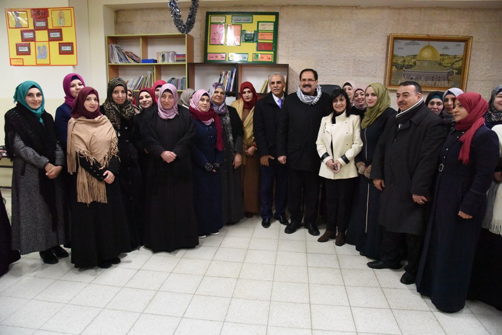 بلدية بيت لحم ومديرية التربية والتعليم تُطلِقان مشروع الرقمنة في مدينة بيت لحم