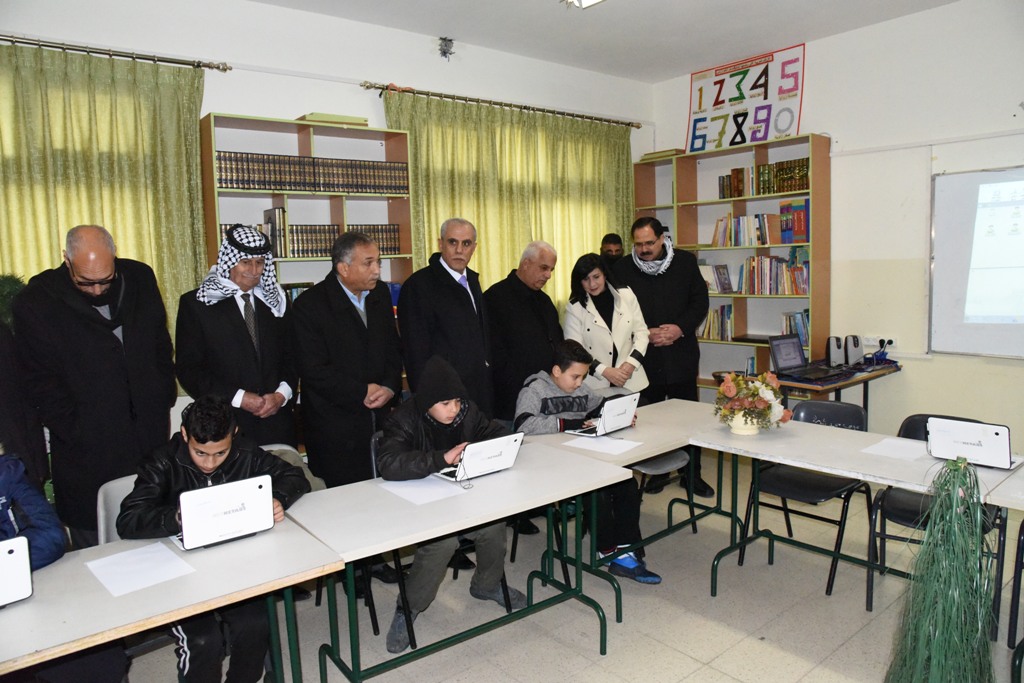 بلدية بيت لحم ومديرية التربية والتعليم تُطلِقان مشروع الرقمنة في مدينة بيت لحم