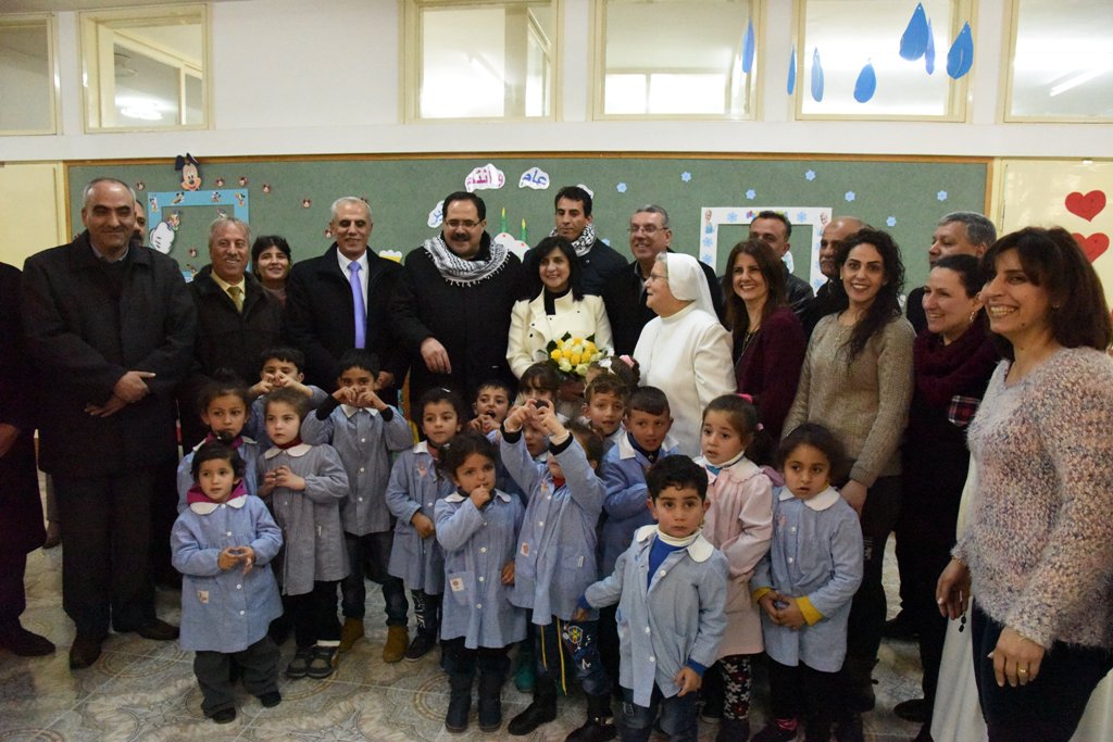 بلدية بيت لحم ومديرية التربية والتعليم تُطلِقان مشروع الرقمنة في مدينة بيت لحم