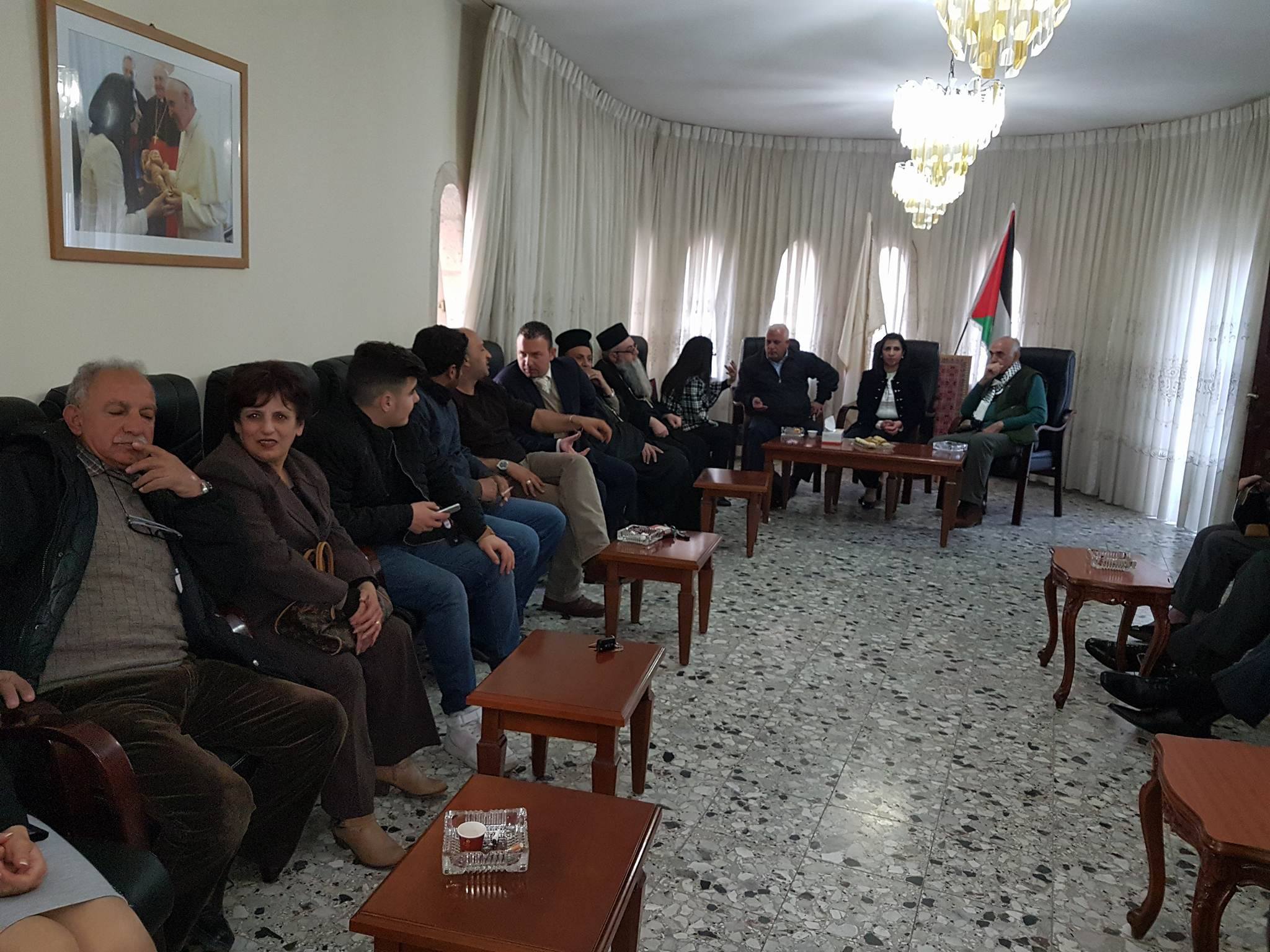  بلدية بيت لحم بالتعاون مع المحافظة ينظمون حفل إستقبال لمحبوب العرب يعقوب شاهين في ساحة المهد 