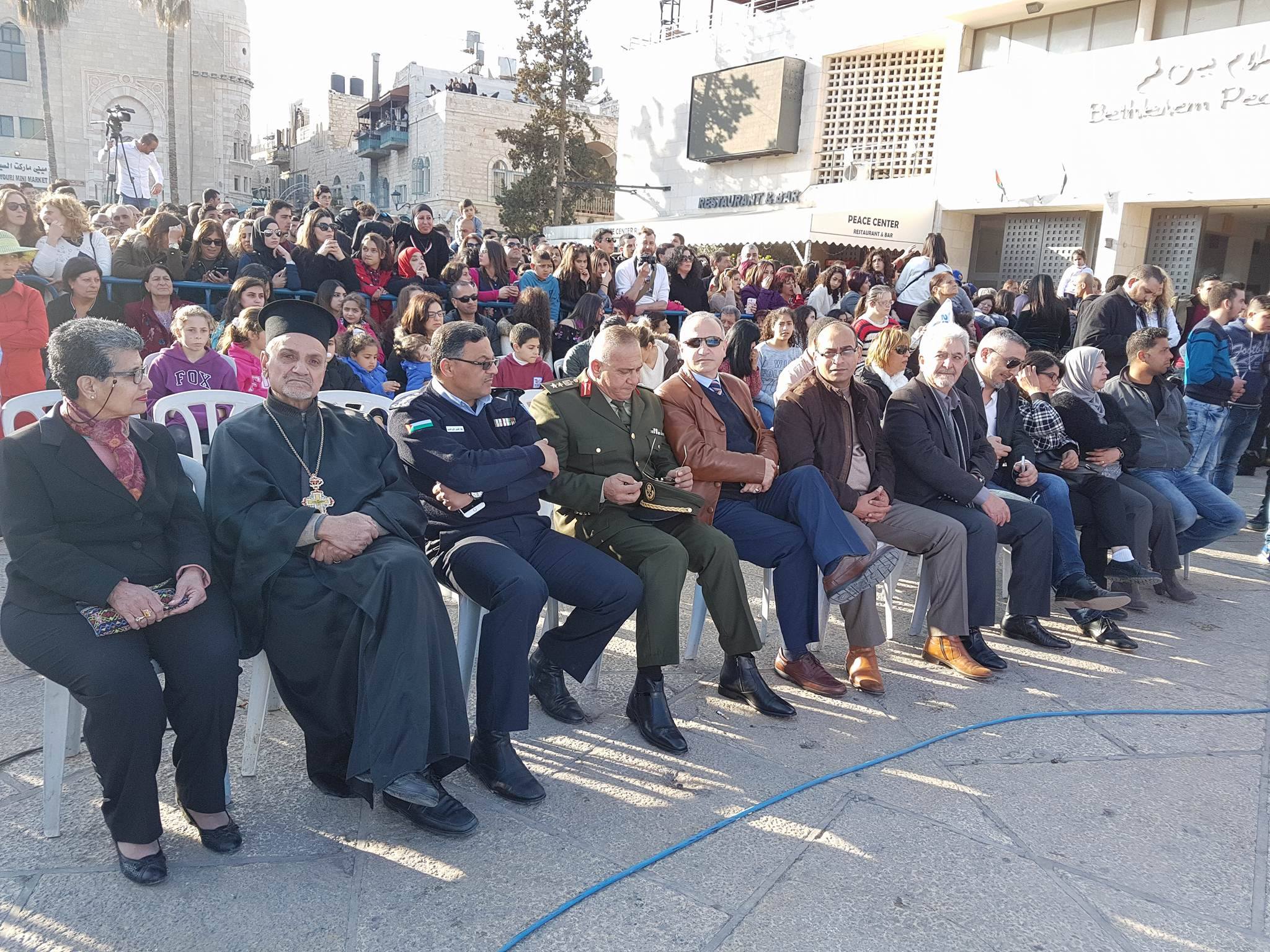  بلدية بيت لحم بالتعاون مع المحافظة ينظمون حفل إستقبال لمحبوب العرب يعقوب شاهين في ساحة المهد 