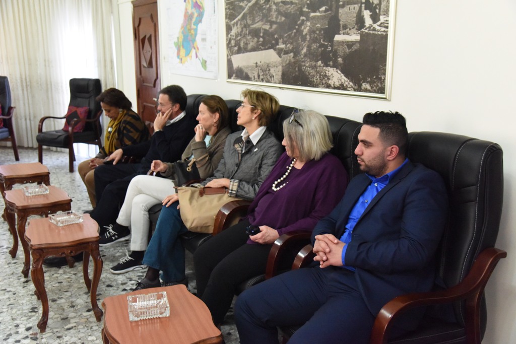 رئيسة بلدية بيت لحم تستقبل رئيس بلدية دورماغن ووفد مؤسسة مجتمعات عالمية 