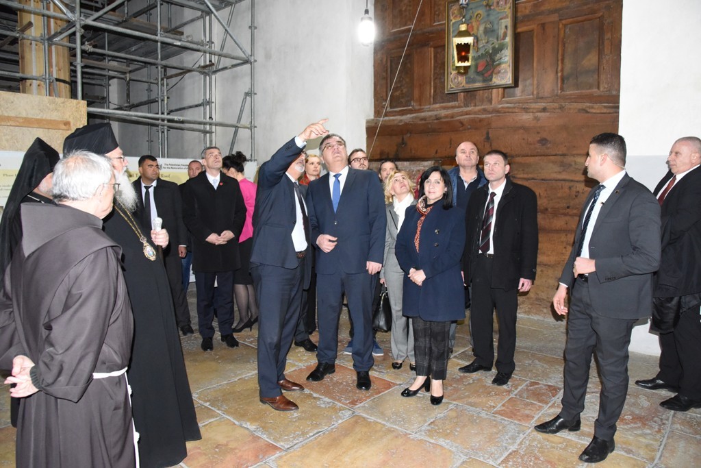 رئيسة بلدية بيت لحم تشارك في استقبال الرئيس البوسني 