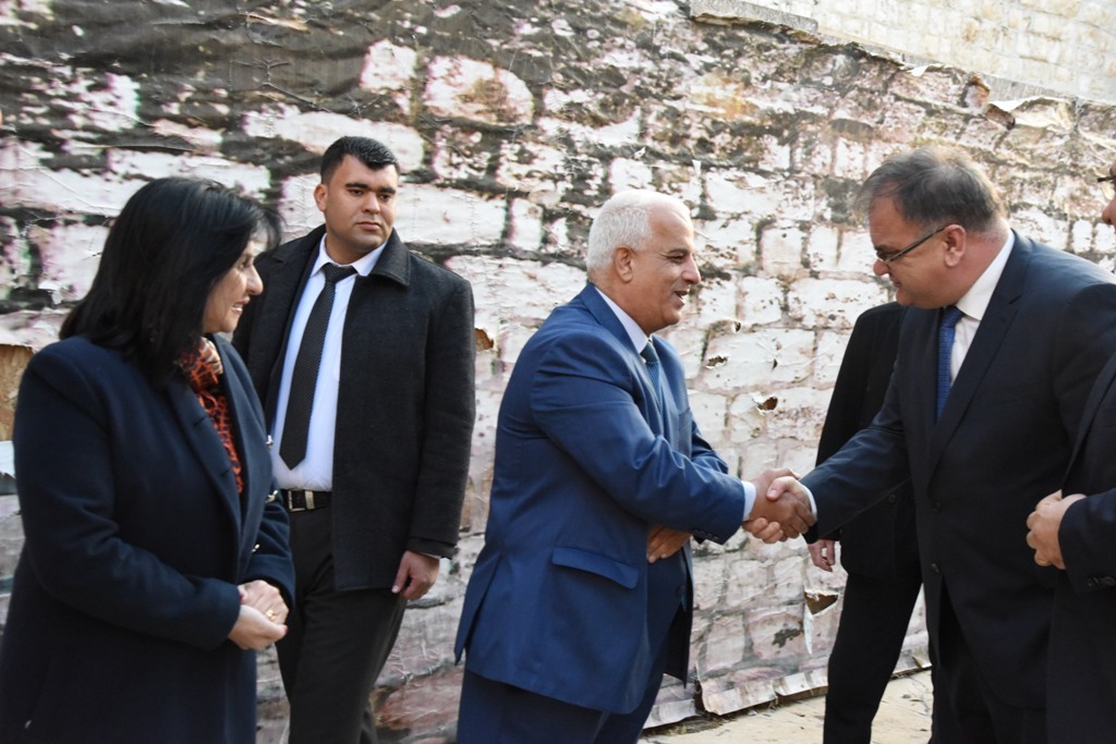 رئيسة بلدية بيت لحم تشارك في استقبال الرئيس البوسني 