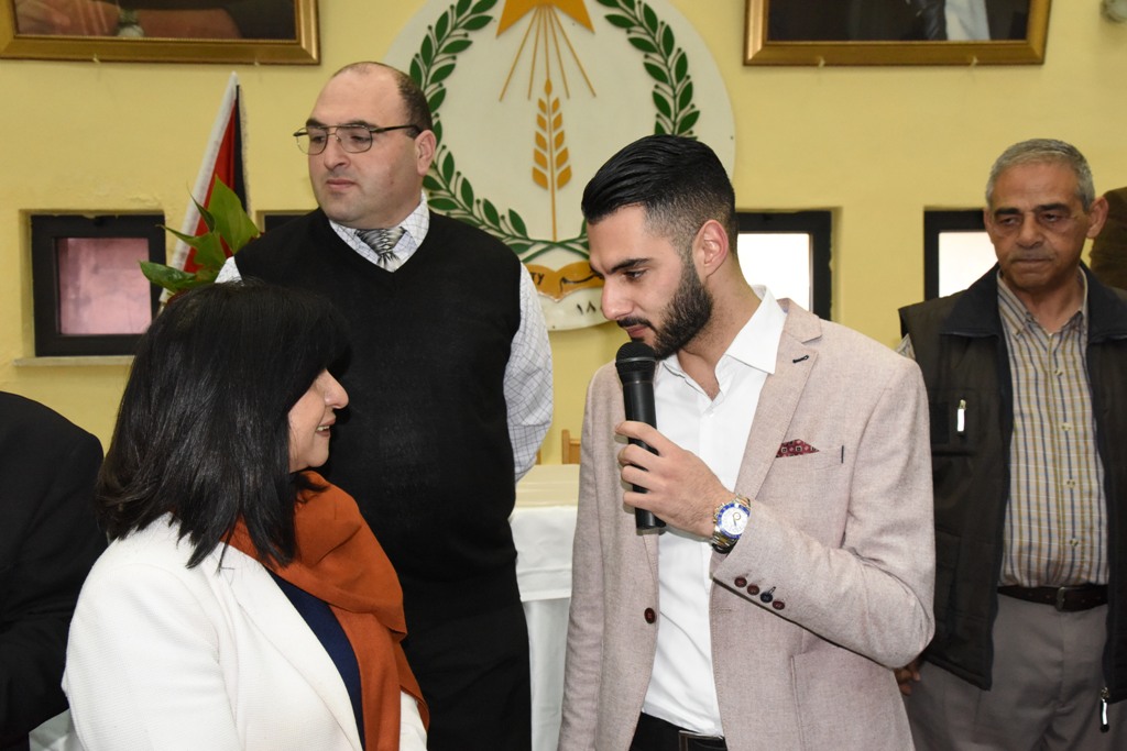 إحتفال عيد الأم في بلدية بيت لحم بحضور محبوب العرب يعقوب شاهين