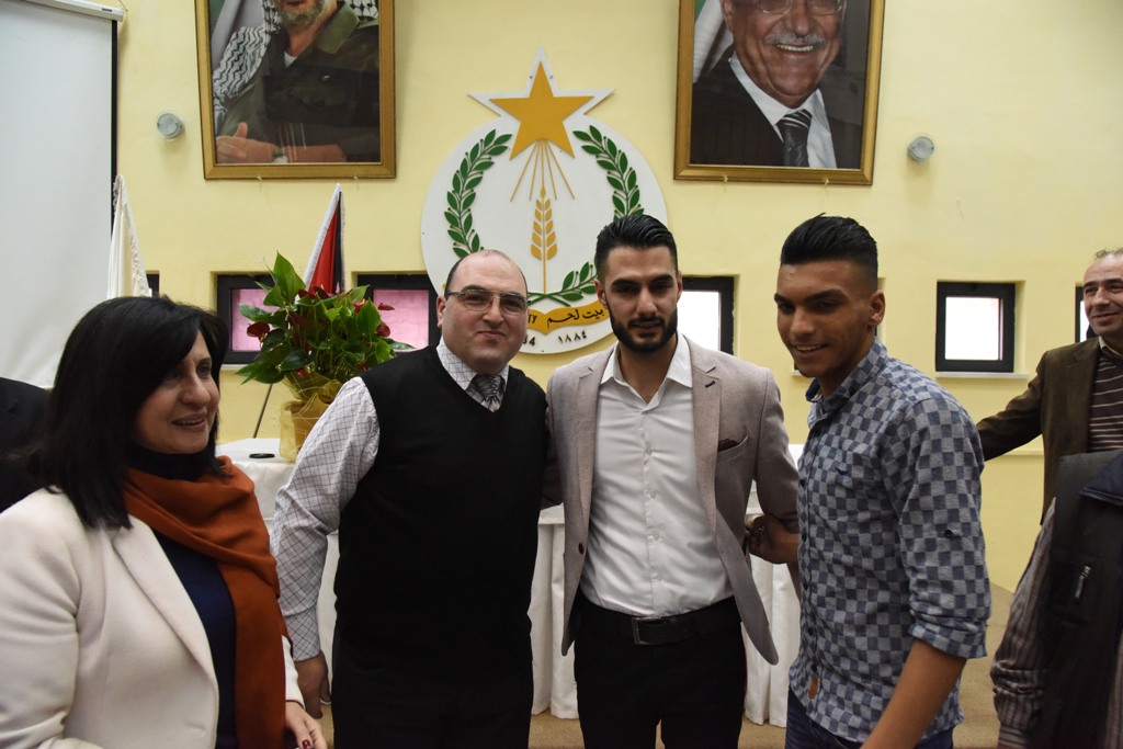 إحتفال عيد الأم في بلدية بيت لحم بحضور محبوب العرب يعقوب شاهين