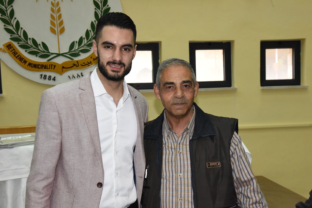 إحتفال عيد الأم في بلدية بيت لحم بحضور محبوب العرب يعقوب شاهين