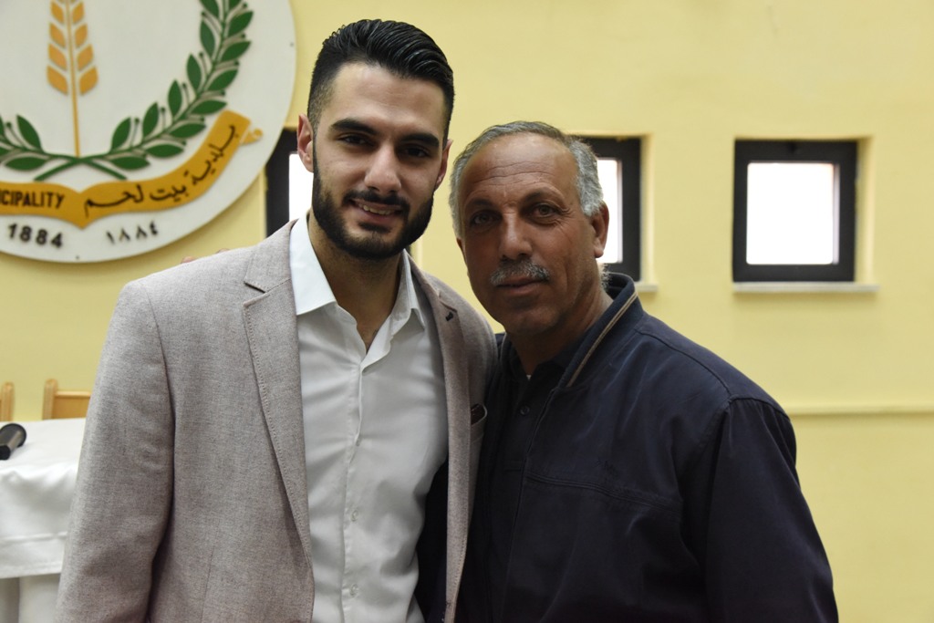 إحتفال عيد الأم في بلدية بيت لحم بحضور محبوب العرب يعقوب شاهين