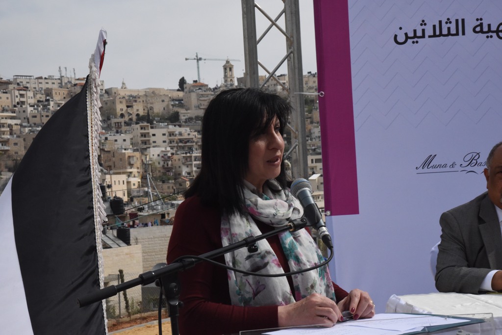 بلدية بيت لحم تفتتح مع شركائها حديقة البيارة في شارع  باب الجبيعة في المدينة