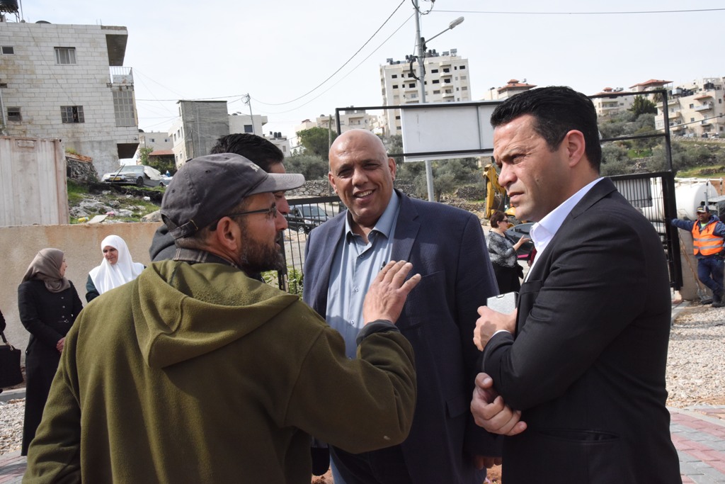 بلدية بيت لحم تفتتح مع شركائها حديقة البيارة في شارع  باب الجبيعة في المدينة