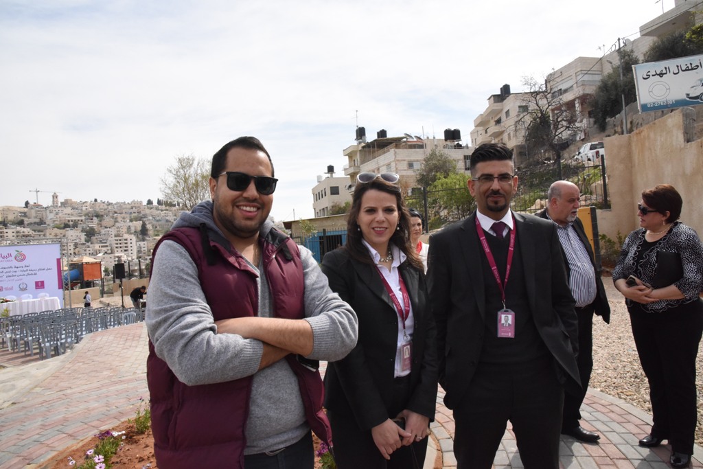 بلدية بيت لحم تفتتح مع شركائها حديقة البيارة في شارع  باب الجبيعة في المدينة