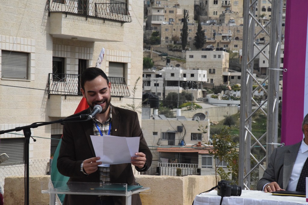 بلدية بيت لحم تفتتح مع شركائها حديقة البيارة في شارع  باب الجبيعة في المدينة