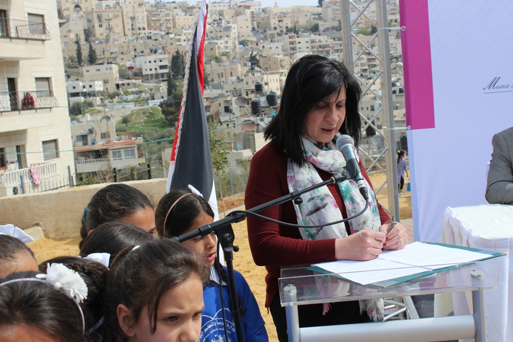 بلدية بيت لحم تفتتح مع شركائها حديقة البيارة في شارع  باب الجبيعة في المدينة