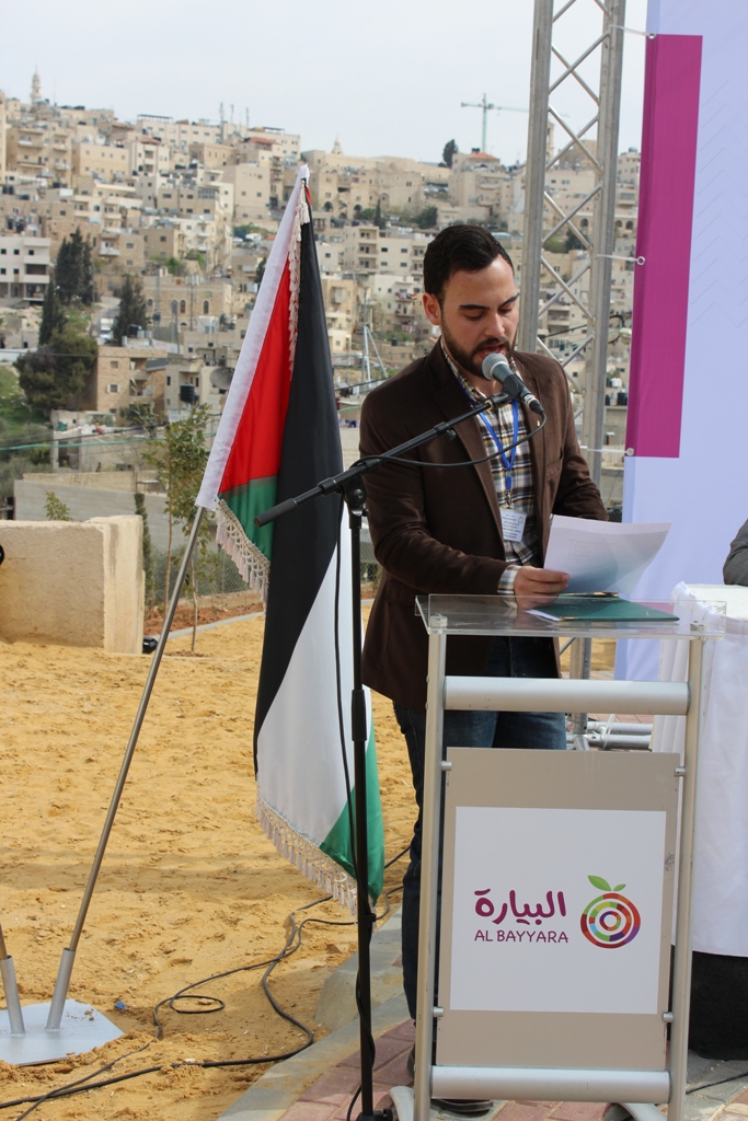 بلدية بيت لحم تفتتح مع شركائها حديقة البيارة في شارع  باب الجبيعة في المدينة