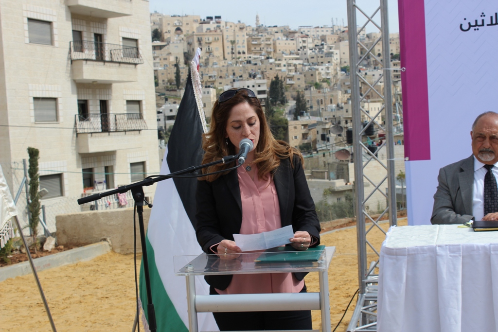 بلدية بيت لحم تفتتح مع شركائها حديقة البيارة في شارع  باب الجبيعة في المدينة
