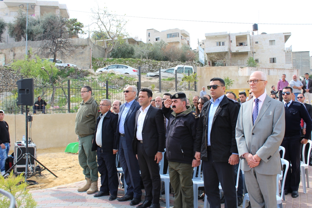 بلدية بيت لحم تفتتح مع شركائها حديقة البيارة في شارع  باب الجبيعة في المدينة