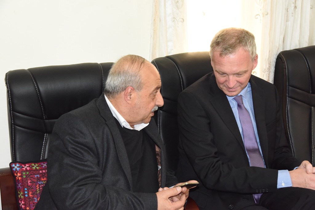 رئيسة بلدية بيت لحم تستقبل مدير عام الدفاع المدني في التشيك والوفد المرافق