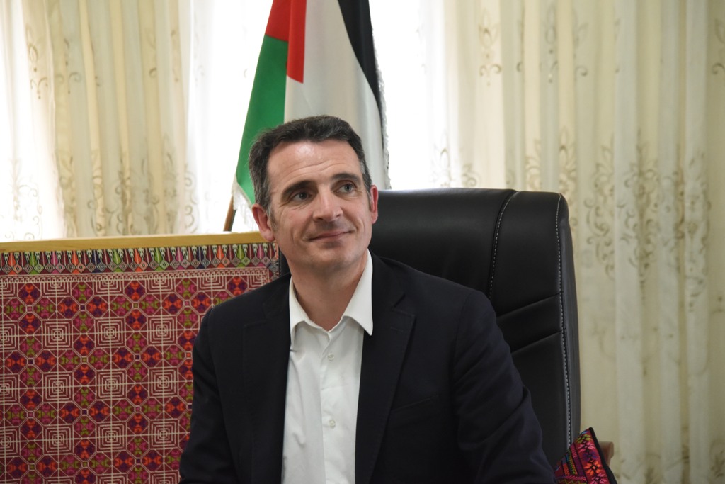 رئيسة بلدية بيت لحم تشارك في إستقبال رئيس جمهورية سلوفاكيا وتلتقي برئيس بلدية غرونوبل الفرنسية