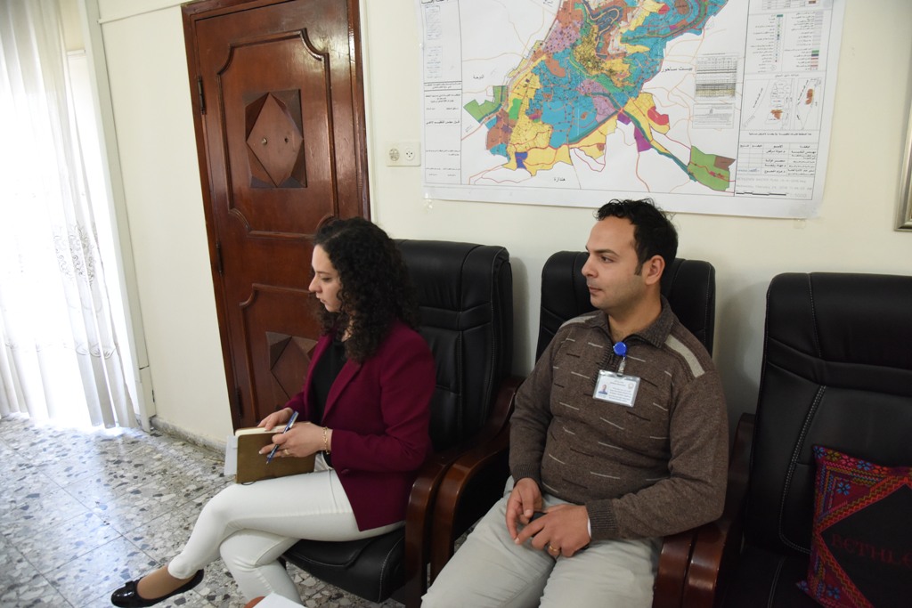 رئيسة بلدية بيت لحم تشارك في إستقبال رئيس جمهورية سلوفاكيا وتلتقي برئيس بلدية غرونوبل الفرنسية