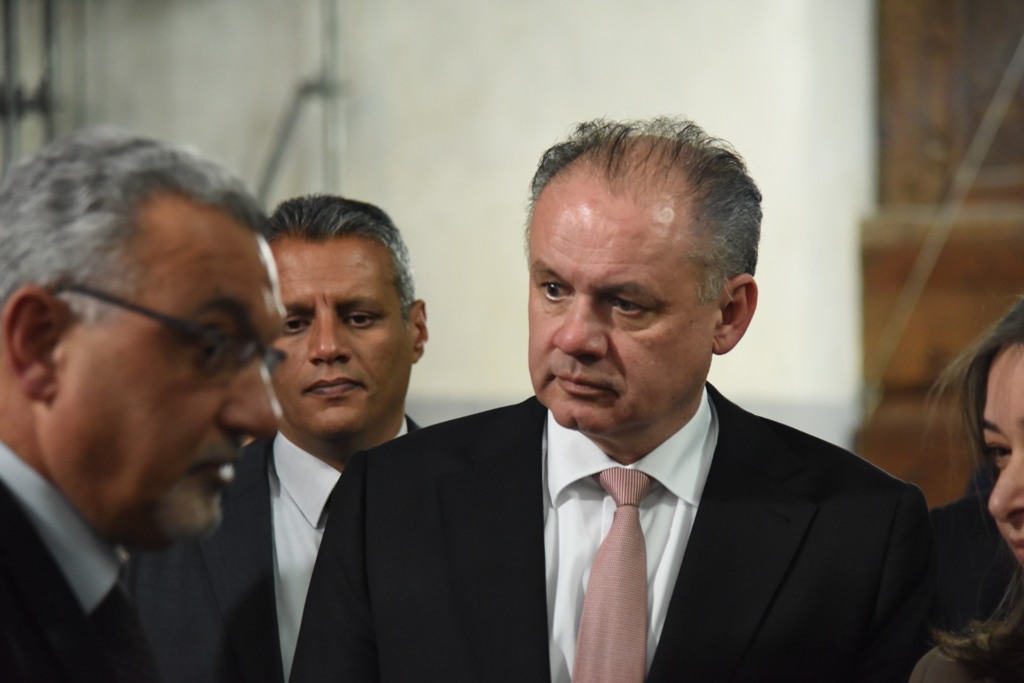 رئيسة بلدية بيت لحم تشارك في إستقبال رئيس جمهورية سلوفاكيا وتلتقي برئيس بلدية غرونوبل الفرنسية