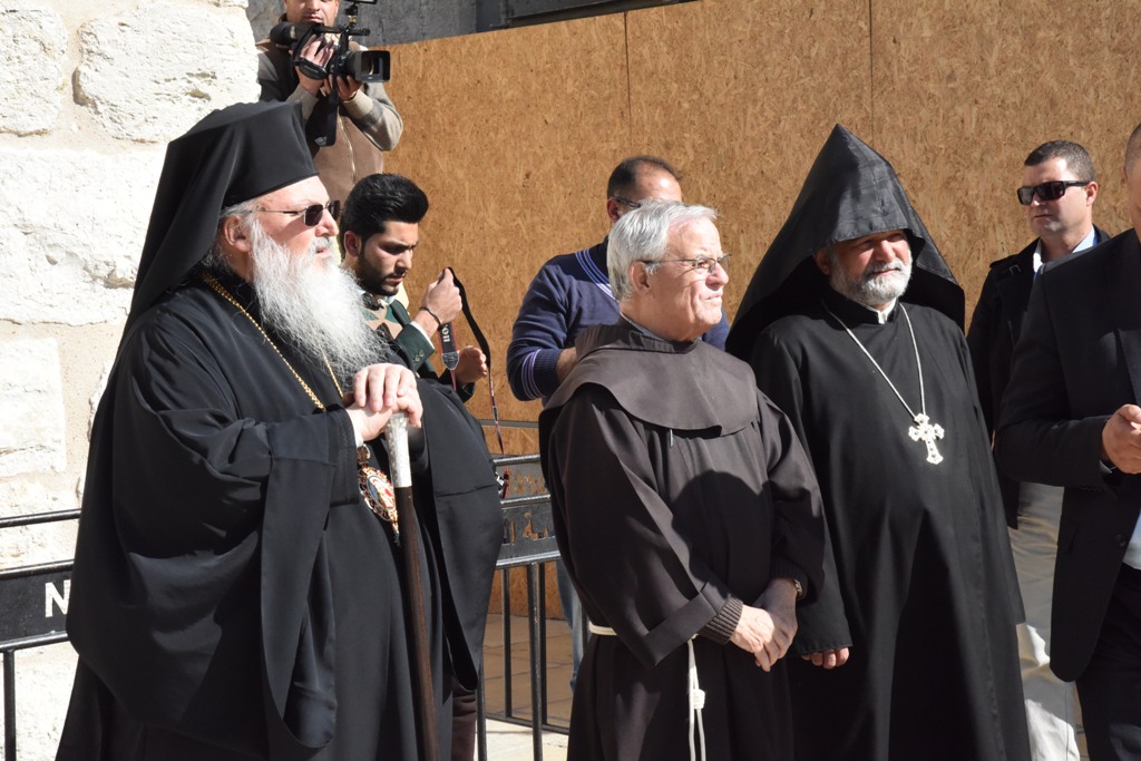 رئيسة بلدية بيت لحم تشارك في إستقبال رئيس جمهورية سلوفاكيا وتلتقي برئيس بلدية غرونوبل الفرنسية