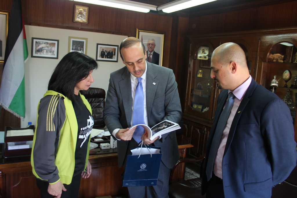 لقاء يجمع رئيسي بلديتي بيت لحم وبافوس القبرصية بهدف بحث توقيع اتفافية توأمة لدعم التبادل السياحي