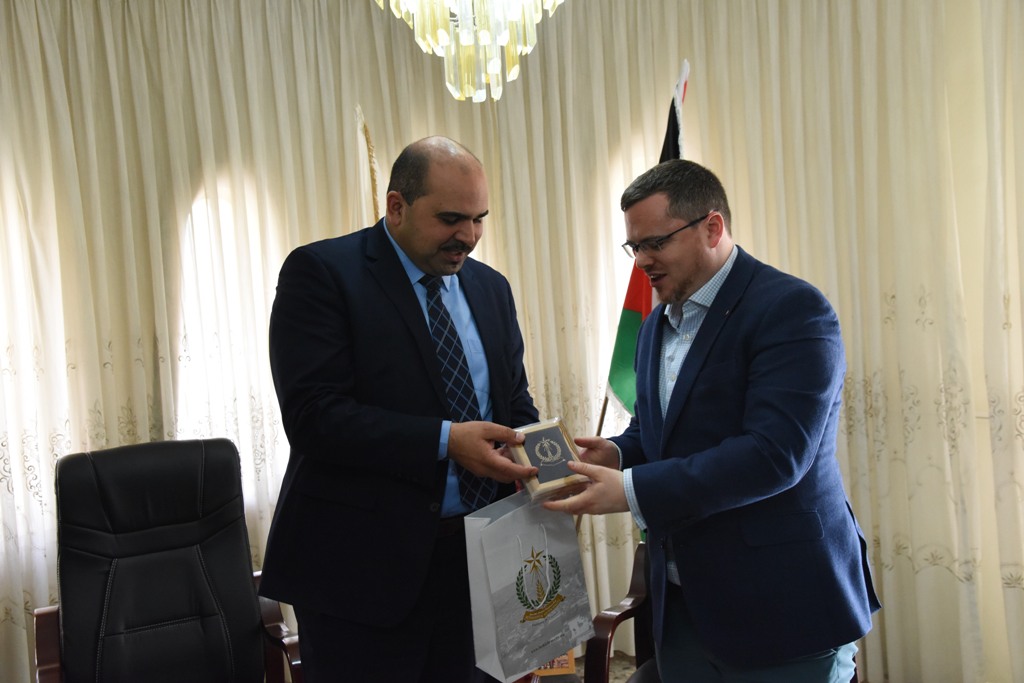 جحا يستقبل وفدا من الحزب المسيحي المحافظ من بريطانيا 